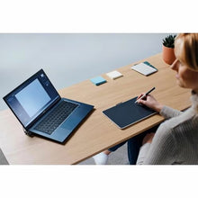 Load image into Gallery viewer, Wacom One Graphics Tablet - 2540 lpi