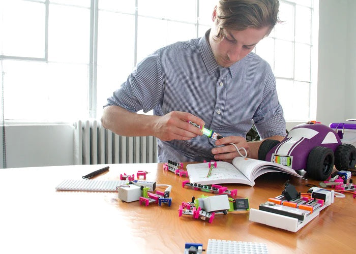 littleBits Makerspace Invention Wall – Edtechs